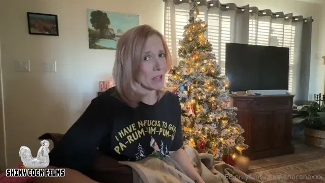 Jane Cane aka janecane – 01-10-2026 OnlyFans Video – Longer preview of ‘Bundled Up With My MotherInLaw’ If you’d like the full video, please
