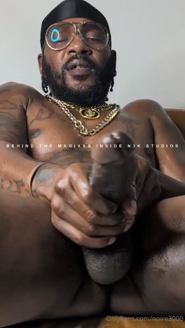 Noire Erotica aka noire3000 – 09-10-2025 OnlyFans Video – BEHIND THE MAGIXXX featuring cameroncox Type REQUEST to have full video sent to your DM for
