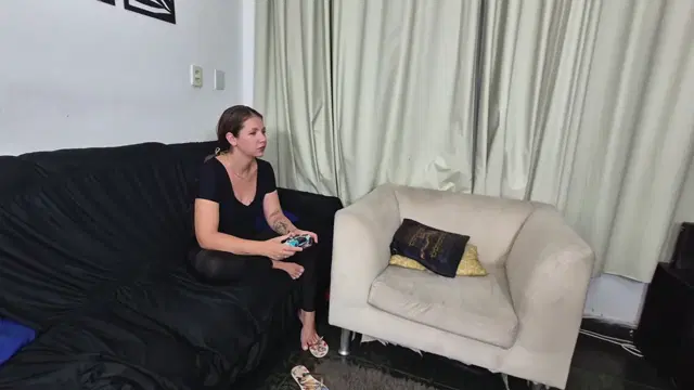 BabiVenturaFetish – Feel All My Sweat After A Video Game By Rosalia Peach And Sabrina Cam Babi