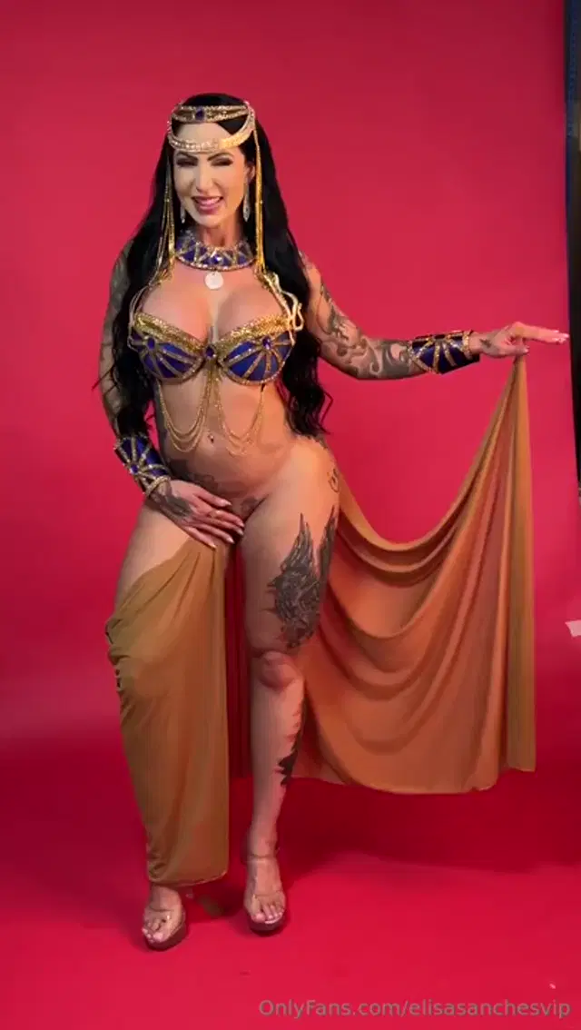 Elisa Sanches aka elisasanchesvip – 09-07-2024 OnlyFans Video – Quem v assim comportada no imagina que d o cu como ningum