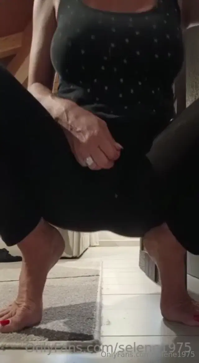 Selene1975 aka selene1975 – 01-04-2026 OnlyFans Video – Eccotela apparecchiata