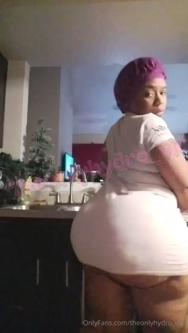 Theonlyhydro aka theonlyhydro_vids – 03-21-2024 OnlyFans Video – bday was a few days ago sorry been busy, leave me some tips for bday