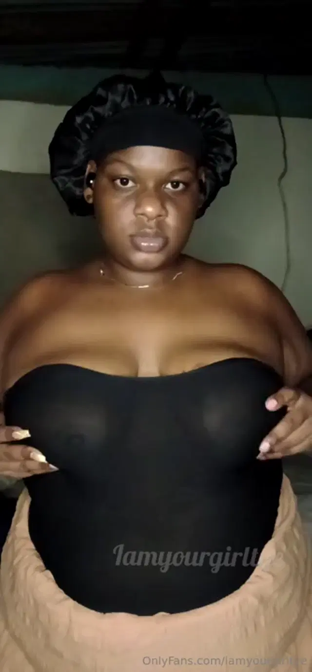 Tye-Tye aka iamyourgirltye – 04-23-2025 OnlyFans Video – Custom solo content sold
