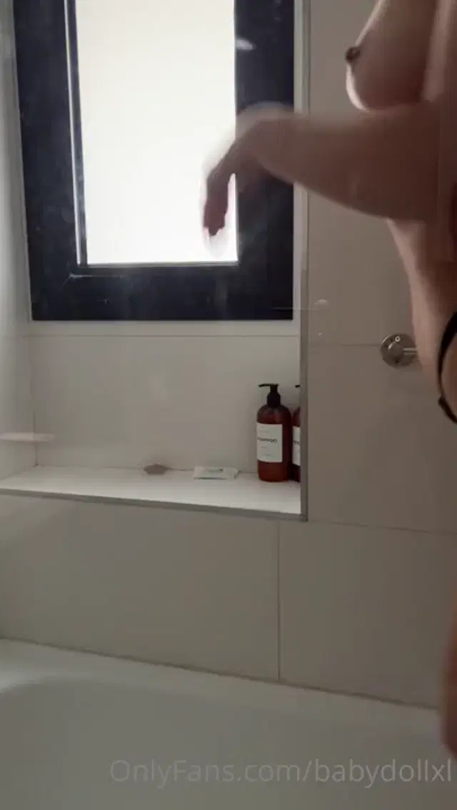 Babydollxl aka babydollxl – 04-14-2022 OnlyFans Video – ltimamente me estn gustando mucho mis videos en la ducha, a ustedes les gustan