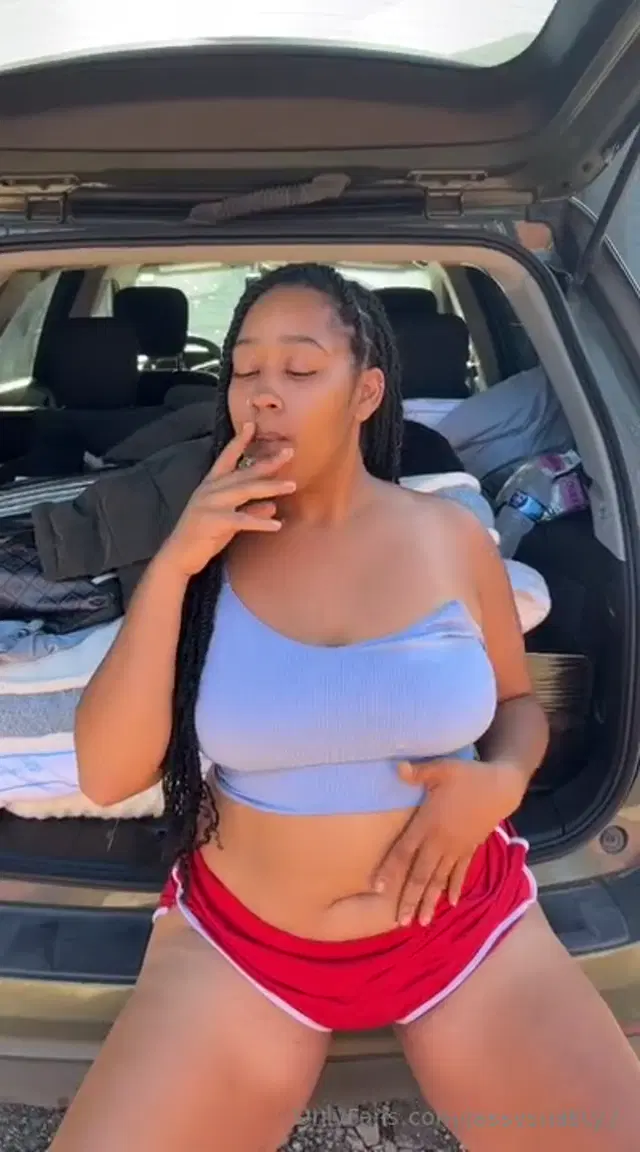 Jassysnasty7 aka jassysnasty7 – 08-19-2024 OnlyFans Video – Bend me over while I smoke amp drill this pussy please