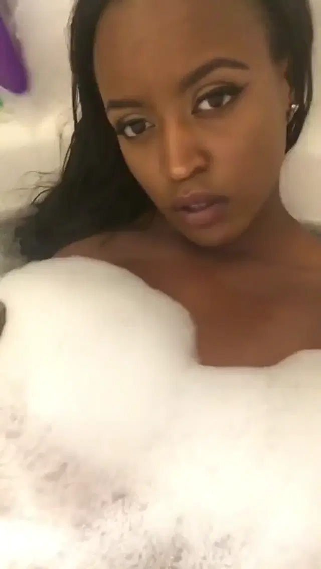 NynaStax aka nynastax – 01-15-2026 OnlyFans Video – Thirsty Throwback Thursday_wgy2