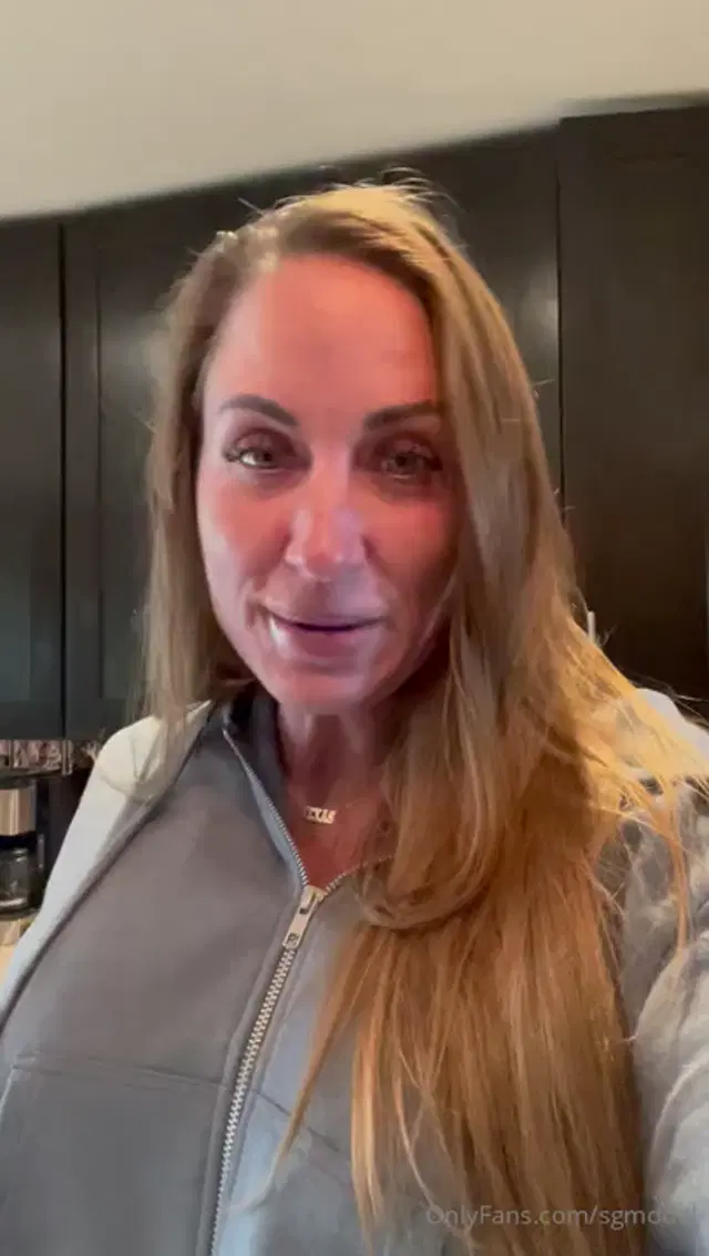 Sgulley aka sgmodel – 01-02-2024 OnlyFans Video – This is some funny shit
