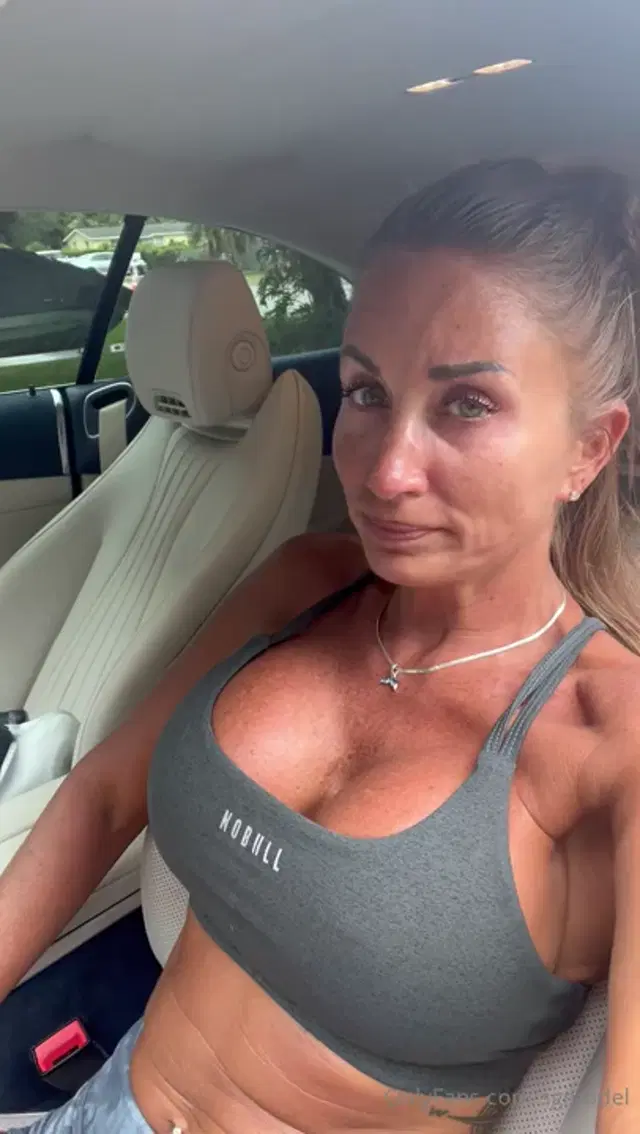 Sgulley aka sgmodel – 06-11-2024 OnlyFans Video – Please help