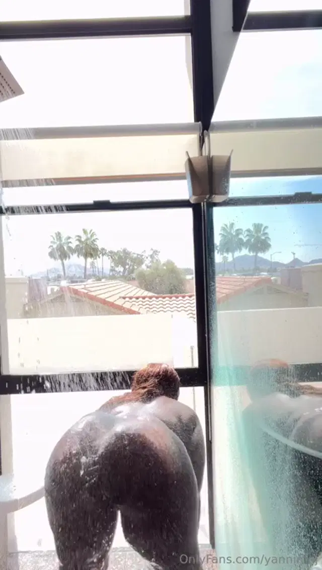 Yanni Maj aka yannimaj – 02-28-2026 OnlyFans Video – Come here let me wet you