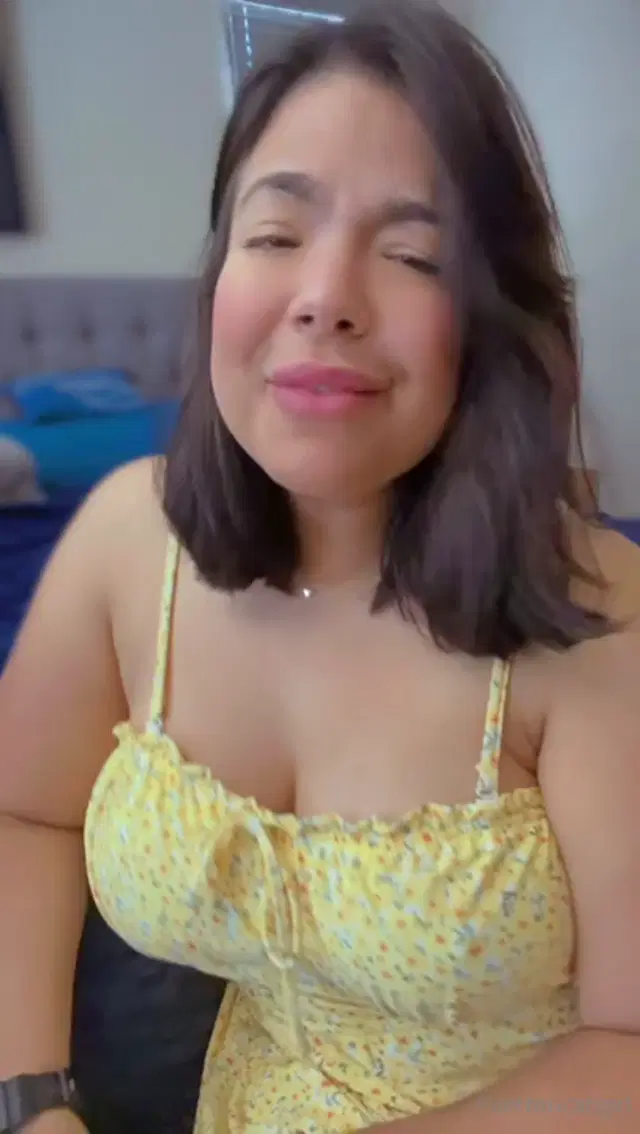 Thatangrywife aka thatangrywife – 05-31-2024 OnlyFans Video – Hey, Im so glad youre back