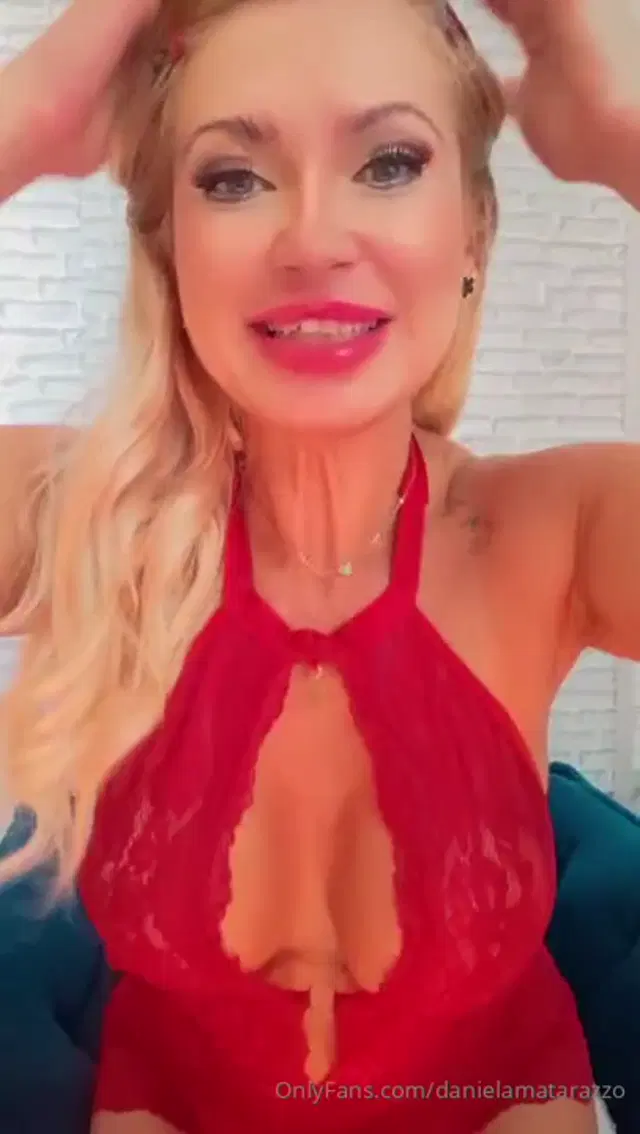 Daniela Matarazzo aka danielamatarazzo – 01-01-2026 OnlyFans Video – FELIZ ANO NOVO MEUS AMORES O ANO COMEOU COM TUDO DELICIA MUITOS ORGASMOS PARA VCS E