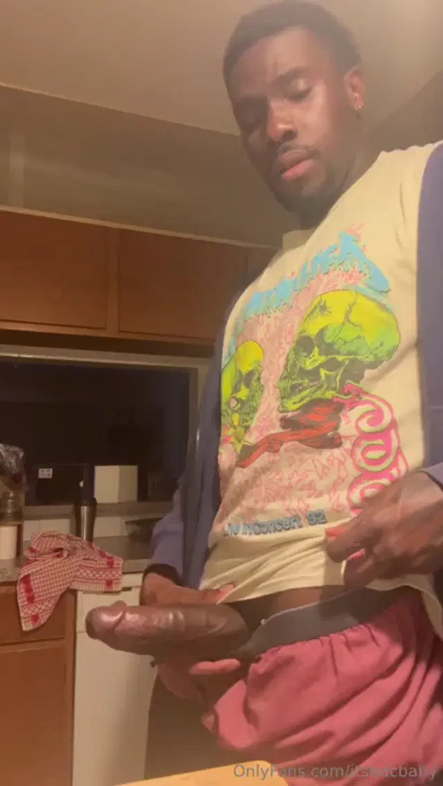 Mr. Chocolate Magic aka itsbdcbaby – 10-18-2025 OnlyFans Video – i love my Thick ass dick