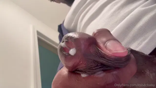 Mr. Chocolate Magic aka itsbdcbaby – 05-18-2026 OnlyFans Video – milk oozing