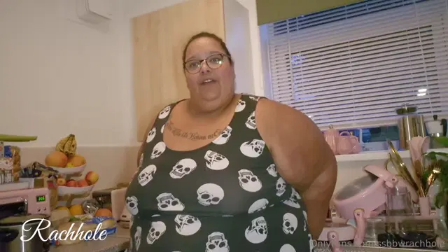Rachhole aka ssbbwrachhole – 11-26-2025 OnlyFans Video – Rachhole’s Feedee KitchenPiglets it seems you need more help with your gains