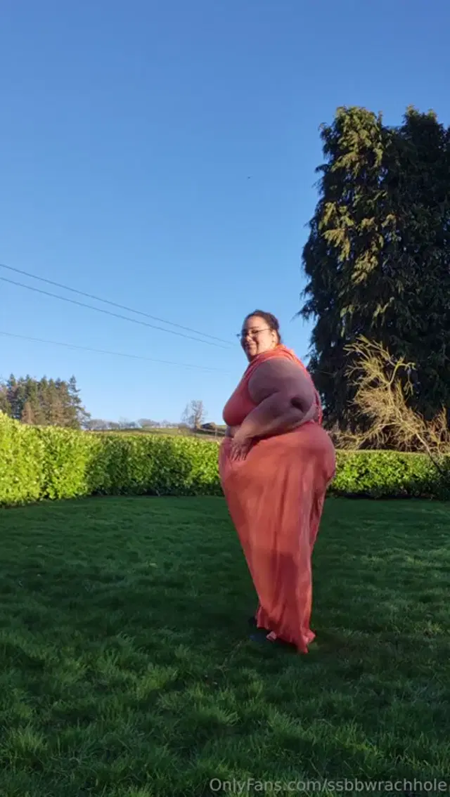 Rachhole aka ssbbwrachhole – 04-09-2026 OnlyFans Video – Out here enjoying spring