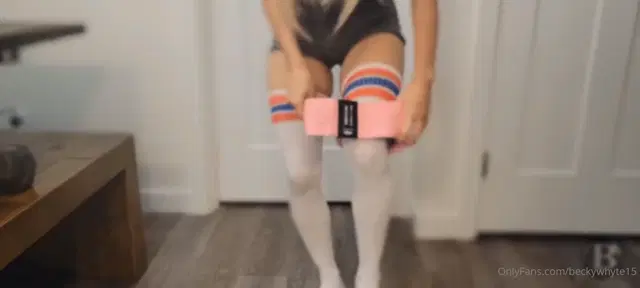 BeckyWhyte aka beckywhyte15 – 12-05-2025 OnlyFans Video – Jerk fuel to make your dick buldge throb and pulse