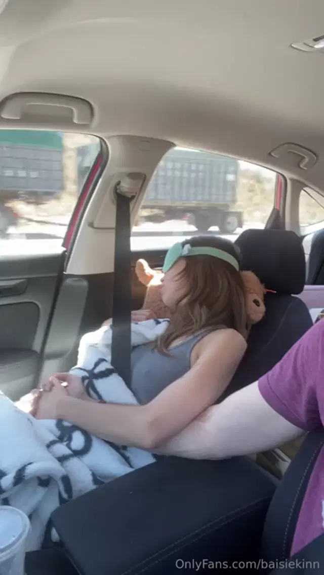 BaisieKinn aka baisiekinn – 08-19-2025 OnlyFans Video – We just got back from a quick long weekend run to Coloradomusic festival, family time, and