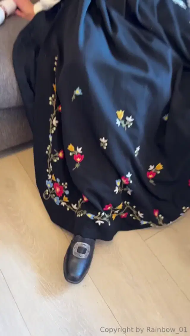 Rainbow01 aka rainbow_01 – 05-31-2025 OnlyFans Video – Jeg vet hvor godt du liker se meg i bunaden, men hva om jeg deler