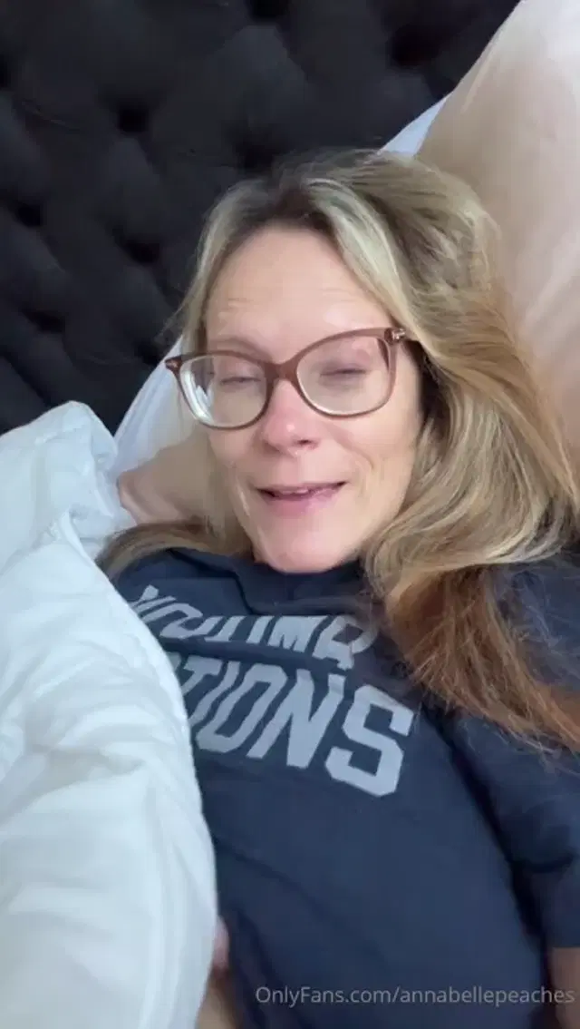Annabelle Peaches aka annabellepeaches – 09-06-2025 OnlyFans Video – Good morning_9hgf