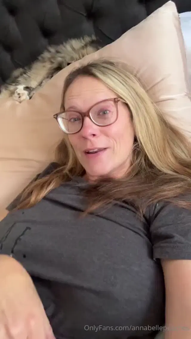Annabelle Peaches aka annabellepeaches – 09-18-2025 OnlyFans Video – Good morning_d8nh