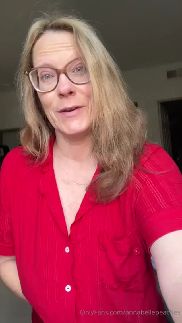 Annabelle Peaches aka annabellepeaches – 02-05-2026 OnlyFans Video – Good morning_582o