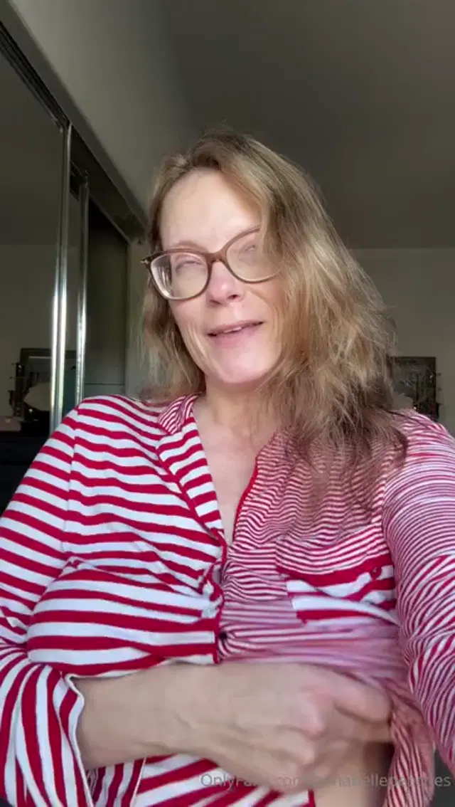 Annabelle Peaches aka annabellepeaches – 05-20-2026 OnlyFans Video – Good morning honey_jln8