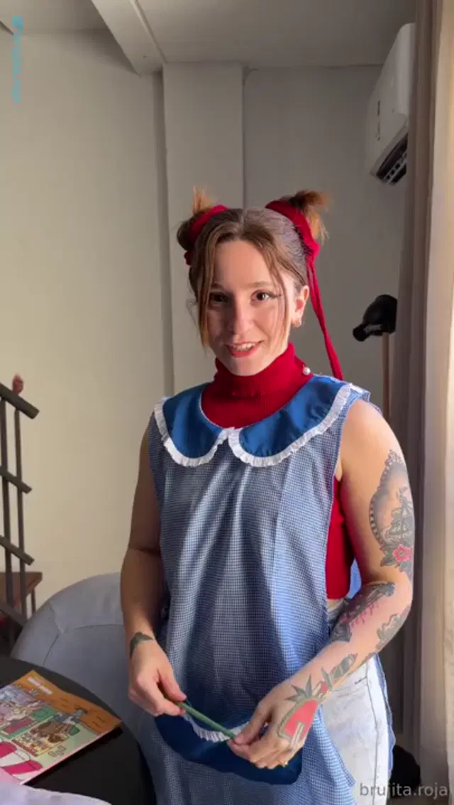 Brujita Roja aka brujita.roja – 03-25-2026 OnlyFans Video – Roleplay de maestra Se te ocurren ms personajes que te calienten Me gusta mucho el