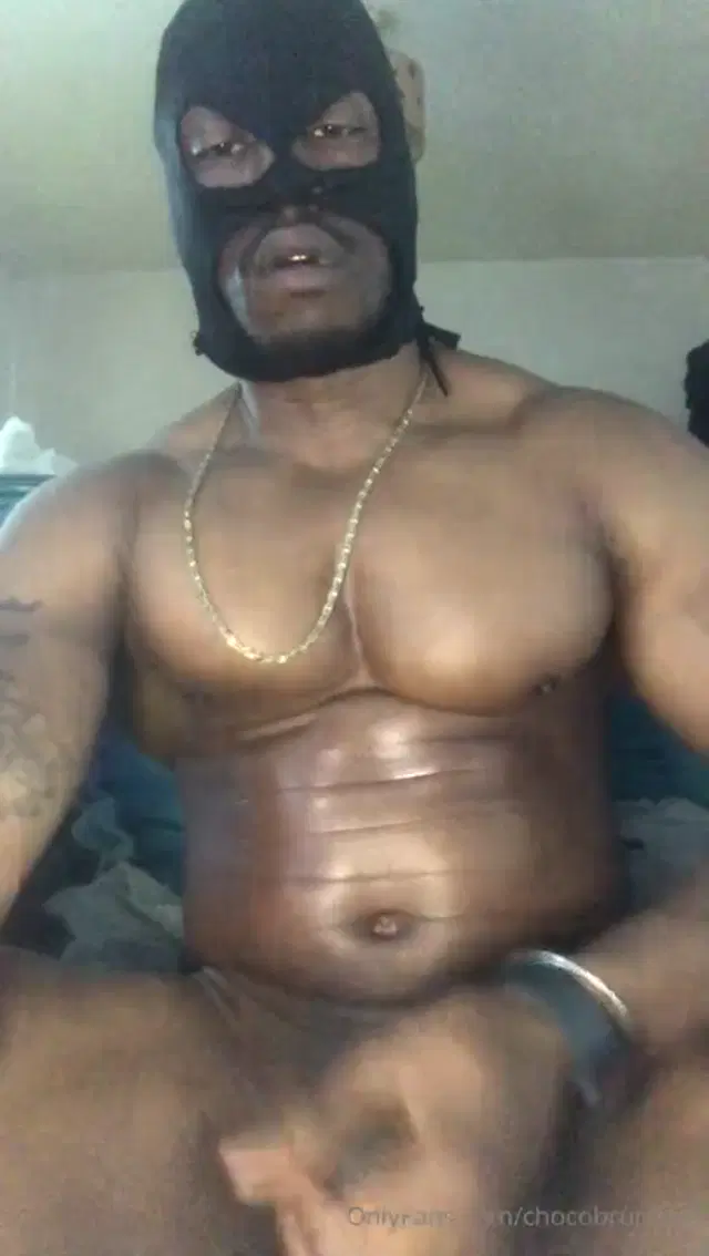 ChocolateBrummie aka chocobrummie – 05-17-2026 OnlyFans Video – Your powerless infront of daddys Big black cock I love doing damage to holes with my