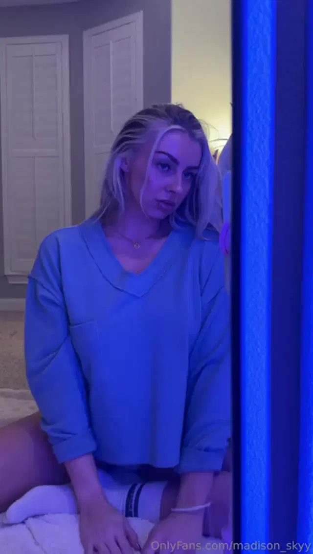 Madison Skyy aka madison_skyy – 12-07-2025 OnlyFans Video – BRAND NEW 3 part Instructional Solo Toy Play 4 minute warm up to make