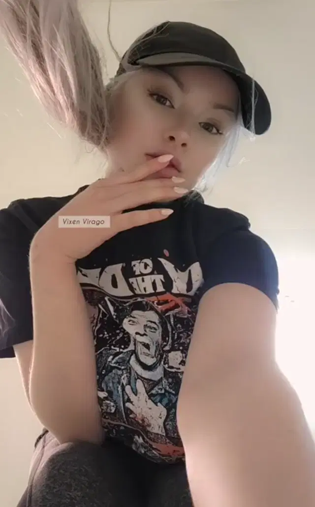 Vixen Virago aka vixenvirago – 02-21-2024 OnlyFans Video – you’re 2 inches tall now