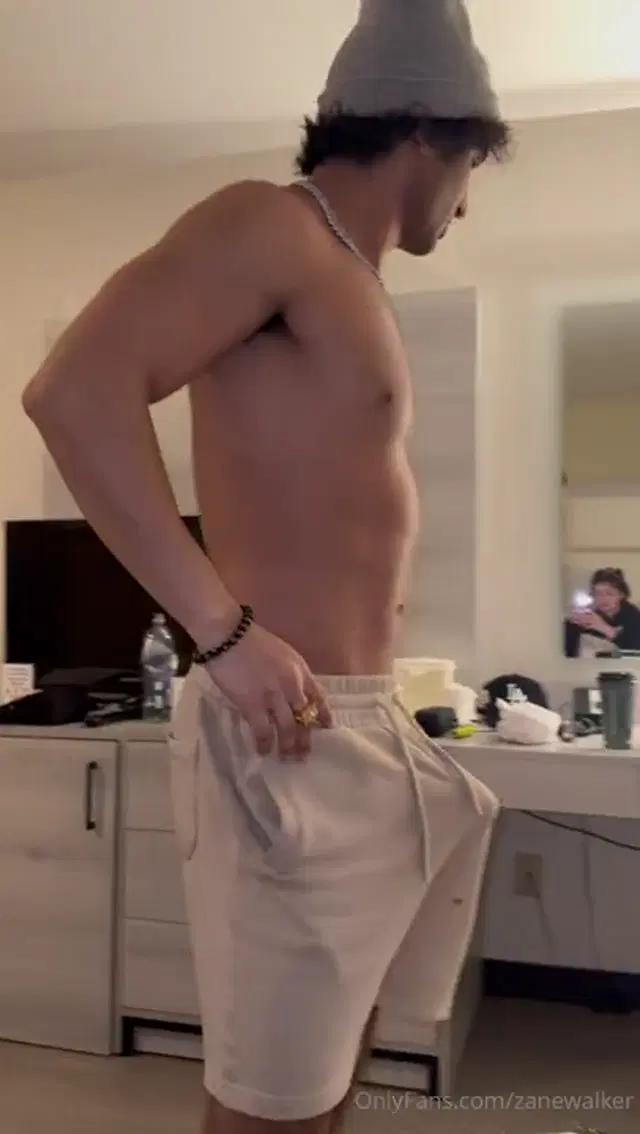 Zane Walker aka zanewalker – 03-06-2024 OnlyFans Video – Its huge rn