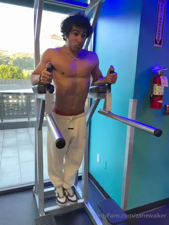 Zane Walker aka zanewalker – 02-08-2025 OnlyFans Video – Did u workout today