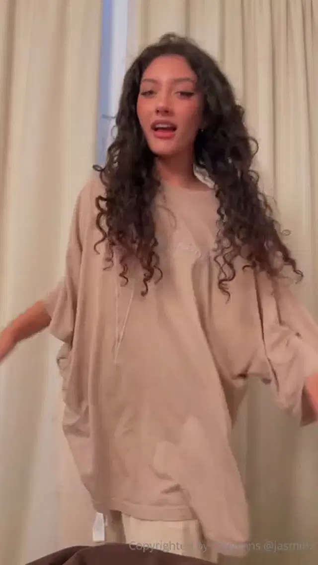 Jasminx aka jasminx – 12-22-2025 OnlyFans Video – christmas panty try on haul which ones your fav