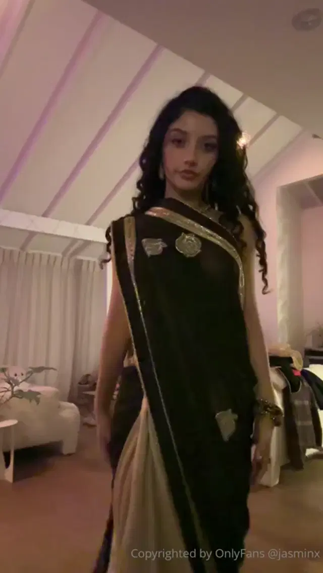 Jasminx aka jasminx – 04-06-2026 OnlyFans Video – teasing you in my saree