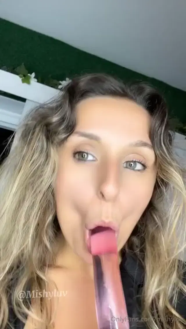 MishyLuv aka mishyluv – 06-03-2024 OnlyFans Video – My wands on live get asf