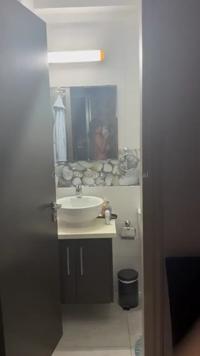 Mady_Gio aka madygiofficial – 06-04-2025 OnlyFans Video – Leaked madygiofficial 1799