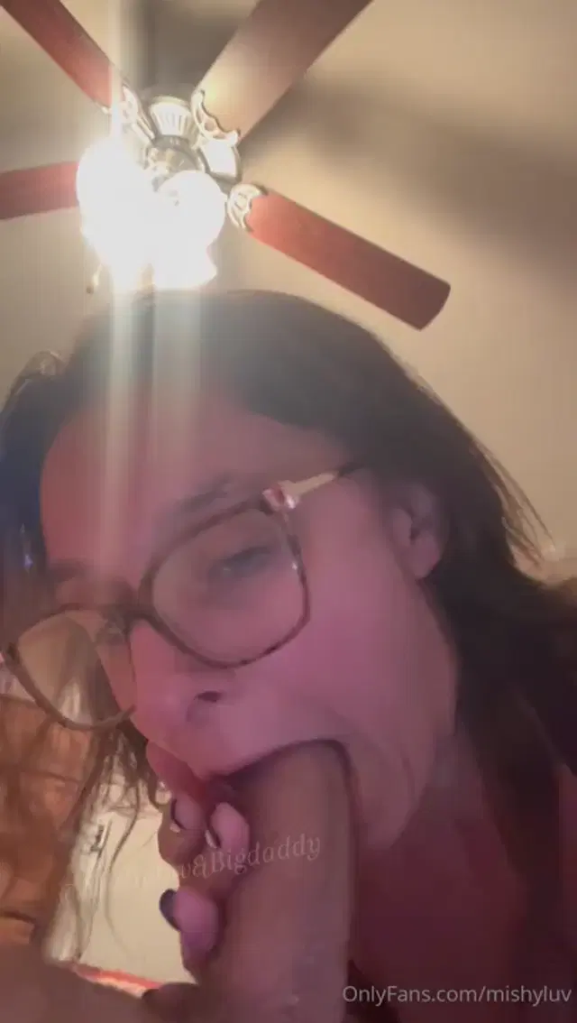 MishyLuv aka mishyluv – 04-15-2026 OnlyFans Video – Little afternoon quickie