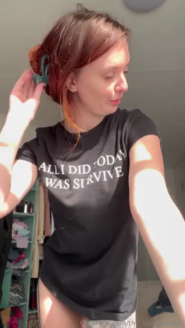 Timay Corrie aka timaycorrie – 05-14-2024 OnlyFans Video – I need a titty massage Whos going to oil them up