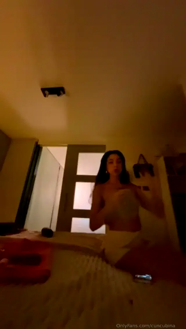 Cuncubinaa aka cuncubina – 04-22-2026 OnlyFans Video – Stream started at 04222026 0400 am probando live x meta