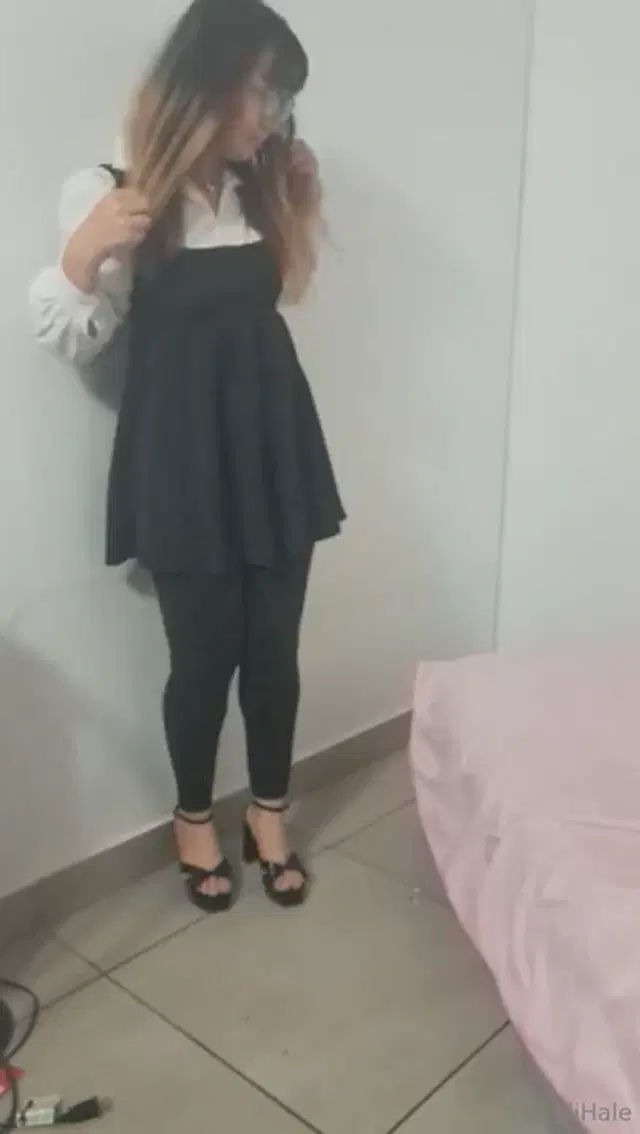 Lilli Hale aka lillihalereal88 – 05-29-2025 OnlyFans Video – Will be scheduling in advance so if you see this I probably am already at my
