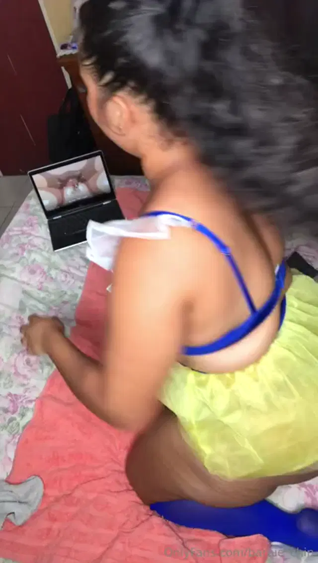 Big Batty Chin aka barbie_chin – 05-04-2024 OnlyFans Video – Lets watch anime n chill