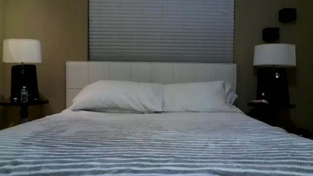 Claudette Monroe aka missmonroexo – 05-19-2024 OnlyFans Video – I cum so good with this new toy