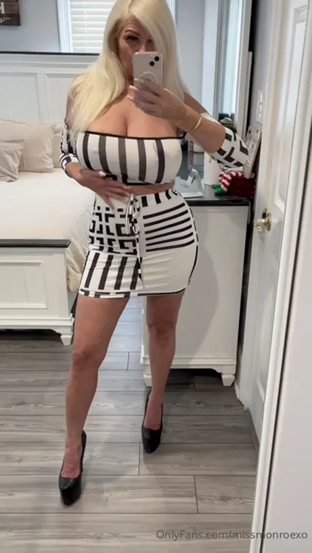 Claudette Monroe aka missmonroexo – 10-03-2024 OnlyFans Video – You’re gonna get all of these big tits that you can handle