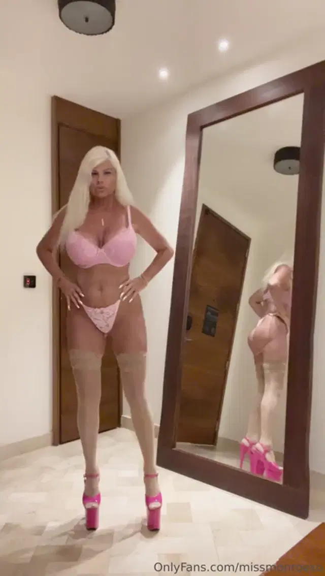 Claudette Monroe aka missmonroexo – 06-14-2025 OnlyFans Video – Showing off my lingerie