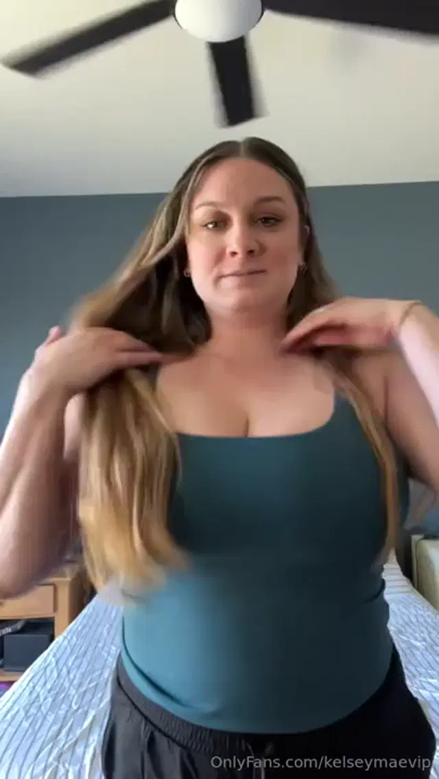 Kelsey Mae aka kelseymaevip – 10-08-2025 OnlyFans Video – Theyre so bouncy