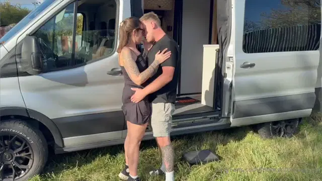 Innocent Hotwife XXX aka innocenthotwifexxx – 01-26-2026 OnlyFans Video – I fucked a friend in his van