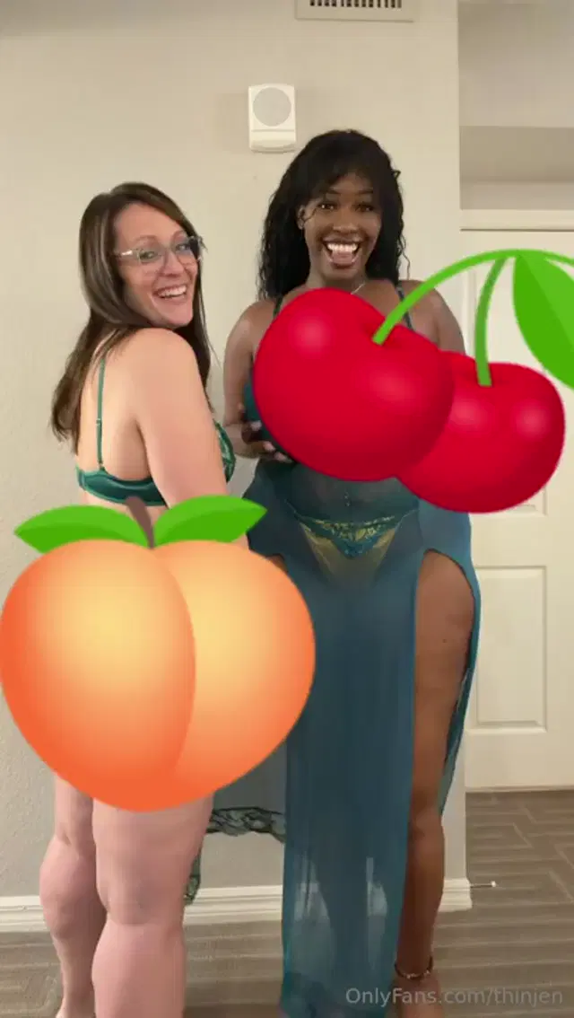ThinJen aka thinjen – 05-15-2026 OnlyFans Video – Have you ever seen ass AND tits clapping at the same time 39 to watch!