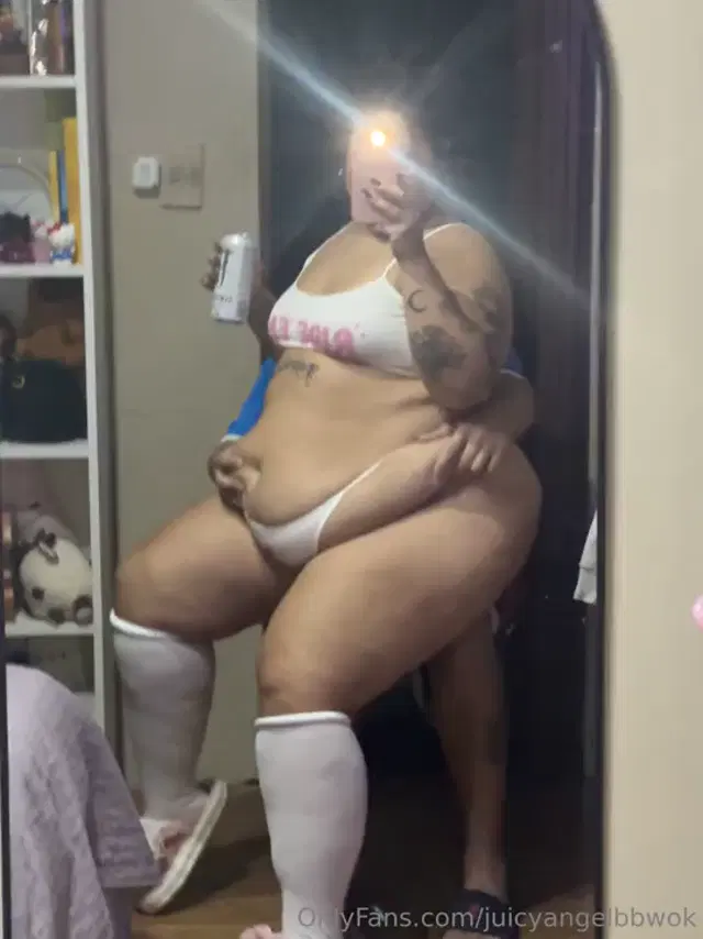 Juicy Angel BBW aka juicyangelbbwok – 05-04-2026 OnlyFans Video – Would you like to feel my full weight on top of you