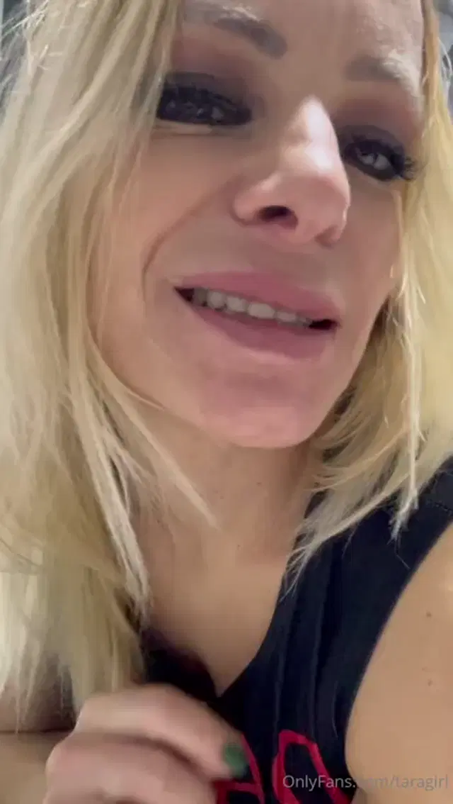 Taragirl aka taragirl – 12-19-2025 OnlyFans Video – Hello daddy