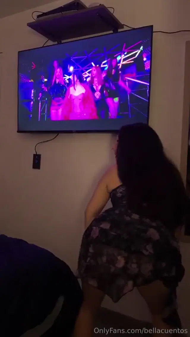 Bella Cuentos aka bellacuentos – 04-02-2026 OnlyFans Video – Ya escucharon mi nuevo temaQuien para bailarle as